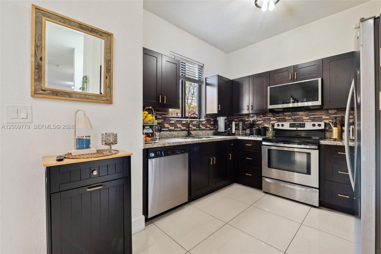 12748 SW 131st Ter , Miami, FL 33186 Photo