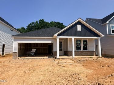 601 Crescent Wood Trail, Zebulon, NC 27597