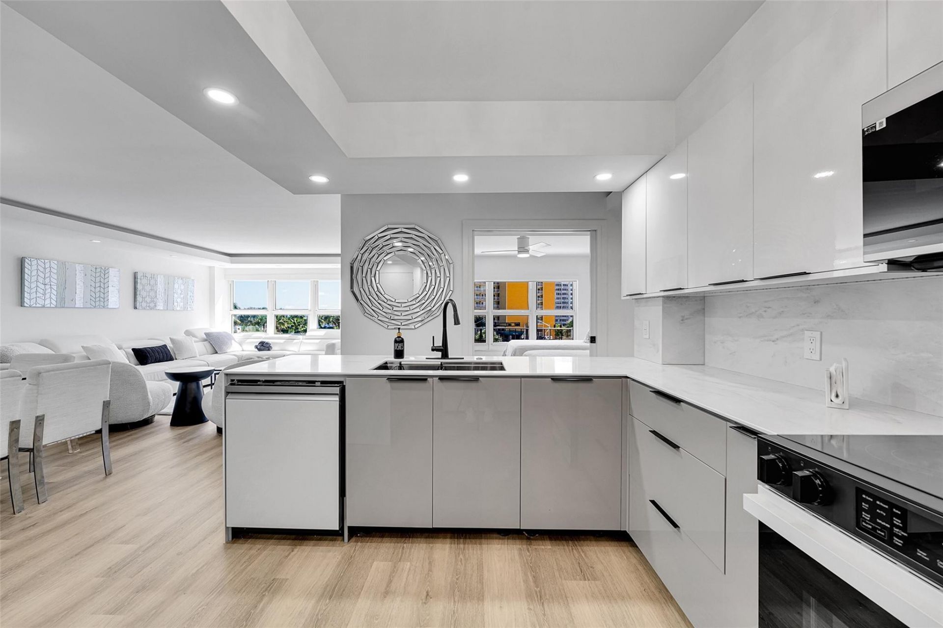 405 N Ocean Boulevard, Unit 306, Pompano Beach, FL 33062 Photo