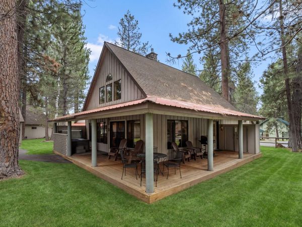 57505 Circle 4 Cabin Road, Unit 29, Sunriver, OR 97707