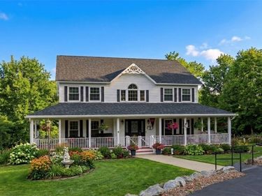 3293 W Lake Road, Cazenovia, NY 13035