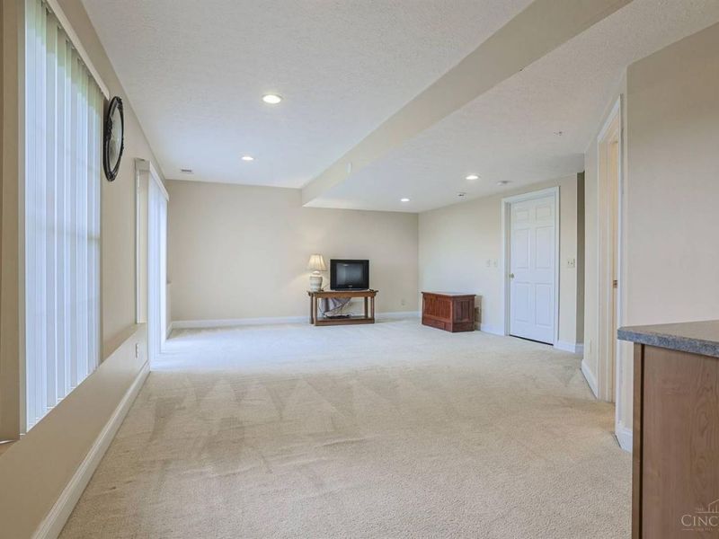 6184 Mullen Road, Colerain Township, OH 45247 Photo 28