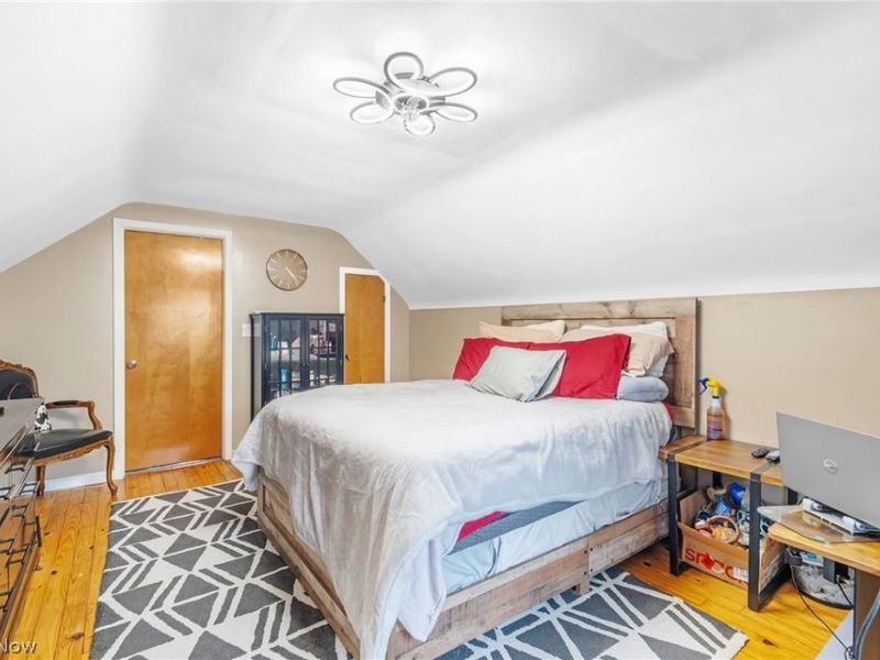 6711 Farnsworth Drive, Parma, OH 44129 Photo 12