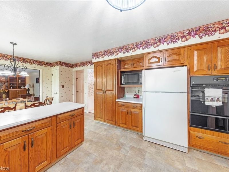 25924 Melibee Drive, Westlake, OH 44145 Photo 10