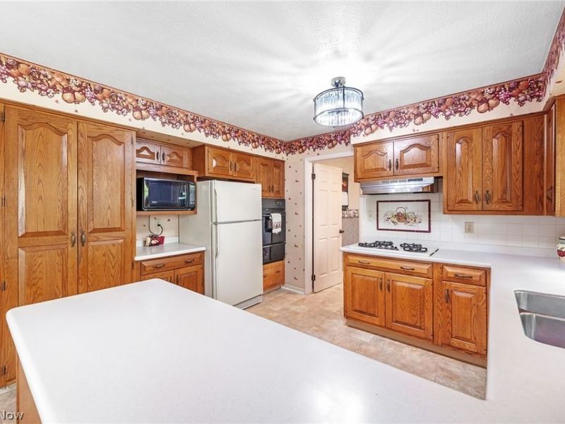 25924 Melibee Drive, Westlake, OH 44145 Photo 11