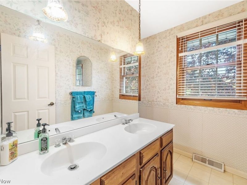 25924 Melibee Drive, Westlake, OH 44145 Photo 23