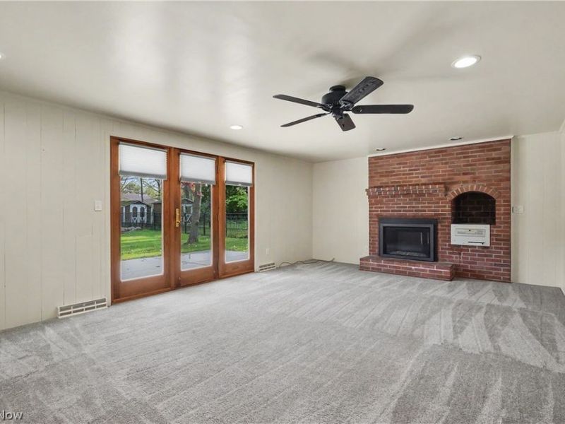 295 Sleepy Hollow Drive, Canfield, OH 44406 Photo 16