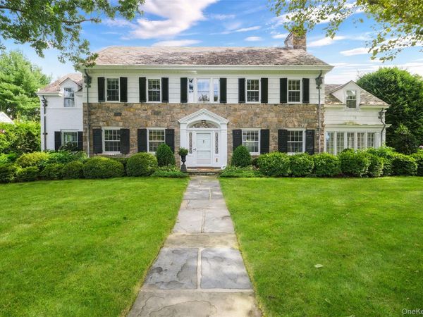 7 AXTELL Drive , Scarsdale, NY 10583