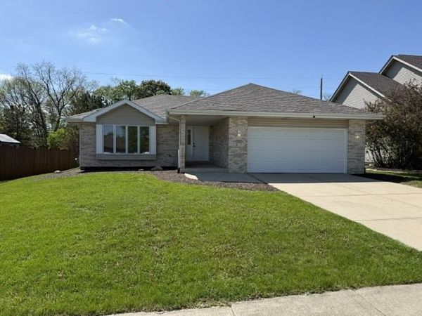 509 Pueblo Drive , New Lenox, IL 60451