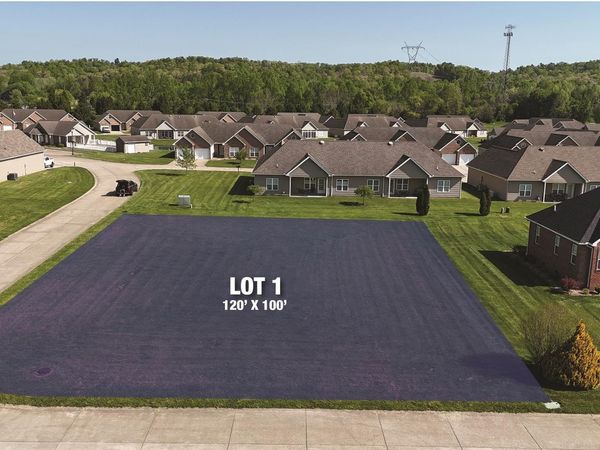 10 Carolyn Way, Culloden, WV 25510