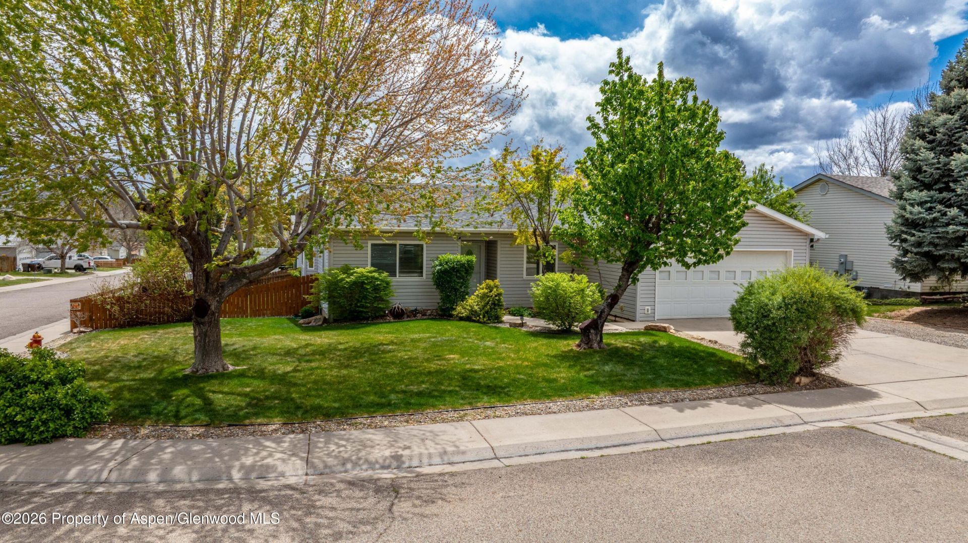 1717 Orchard Avenue, Silt, CO 81652 Main Photo
