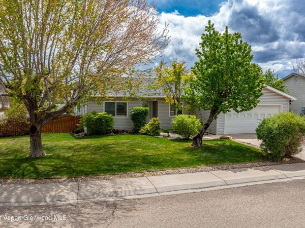 1717 Orchard Avenue, Silt, CO 81652