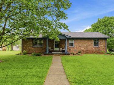 201 Castle Drive, Georgetown, KY 40324