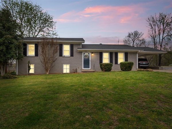 525 Charles Street , Central City, KY 42330