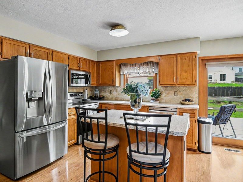 98 Gayle Drive, Pickerington, OH 43147 Photo 22