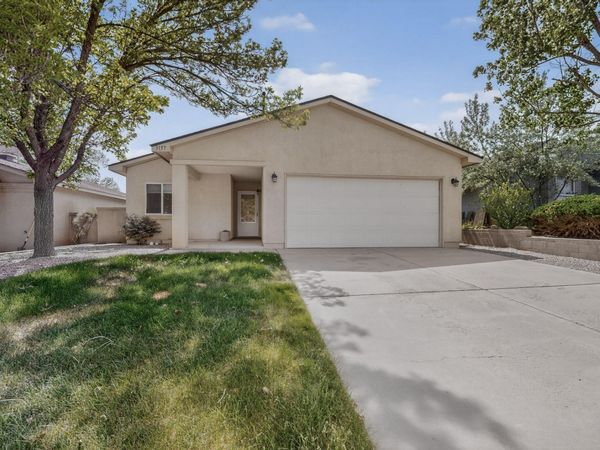 3157 Chama Meadows Drive NE, Rio Rancho, NM 87144