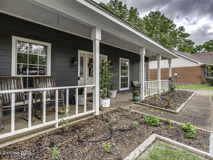 Property Image 61