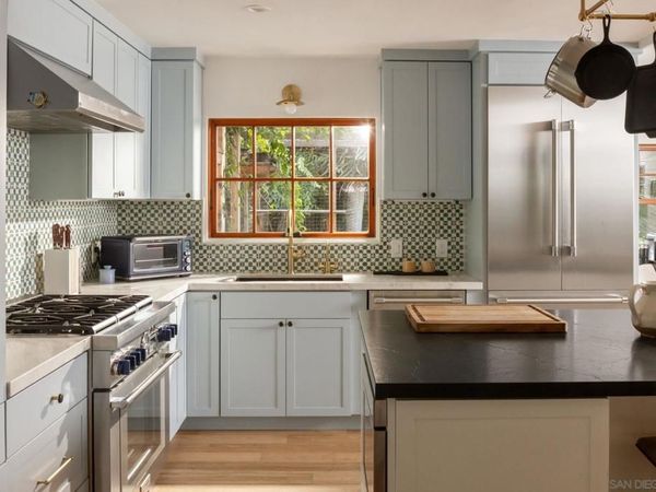 767 Hymettus Avenue, Encinitas, CA 92024