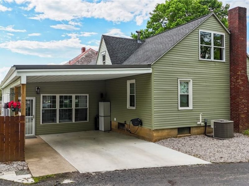 305 Masonic Park Road, Marietta, OH 45750 Photo 5