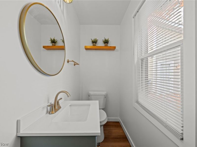 2276 W 41st Street , Cleveland, OH 44113 Photo 8