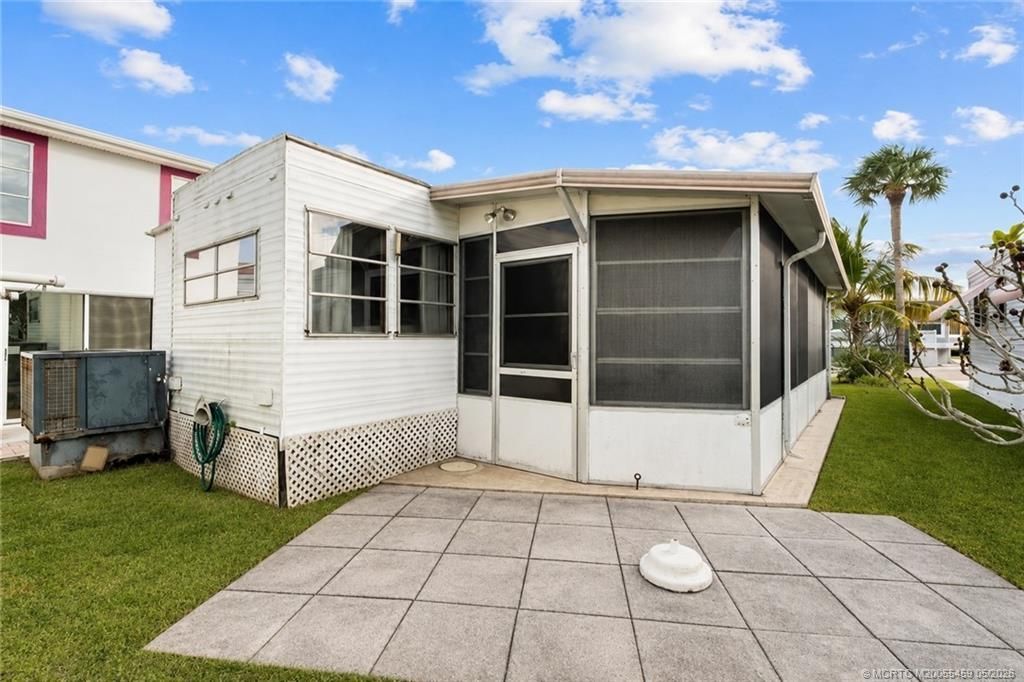 850 Nettles Boulevard, Jensen Beach, FL 34957 Photo