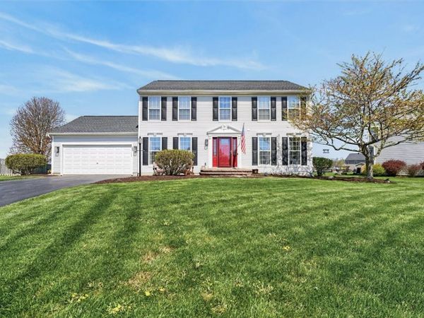 22 Nuthatch Drive , West Henrietta, NY 14586