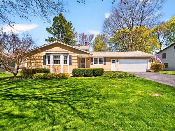 596 Embury Road, Rochester, NY 14625