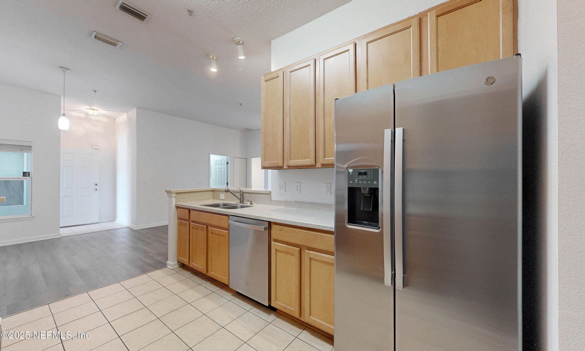 7060 Deer Lodge Circle, Unit 108, Jacksonville, FL 32256 Main Photo