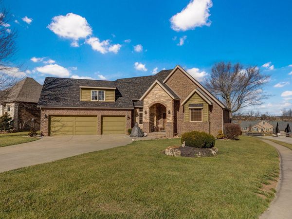 815 E Beaufort Street , Nixa, MO 65714