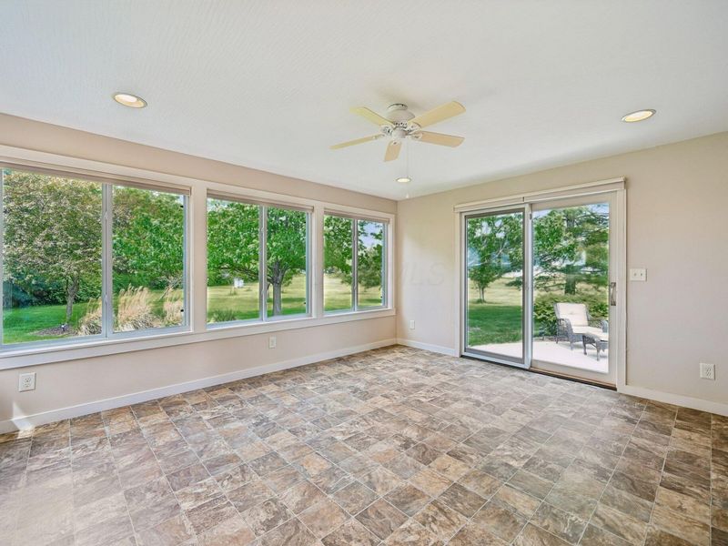 676 Fairlawn Drive , Circleville, OH 43113 Photo 22