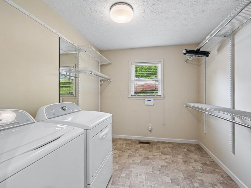 676 Fairlawn Drive , Circleville, OH 43113 Photo 35