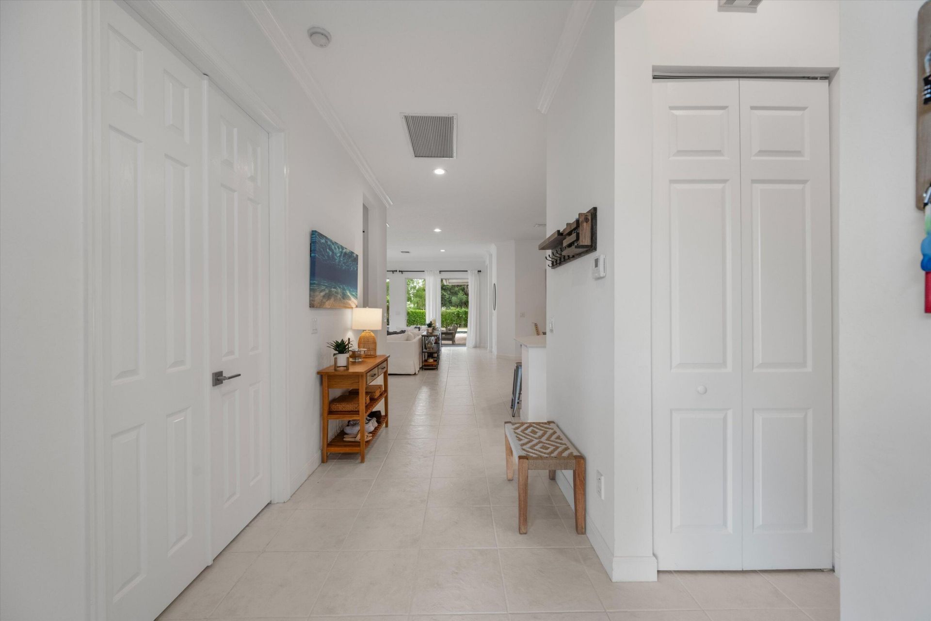 2920 Twin Oaks Way, Wellington, FL 33414 Photo