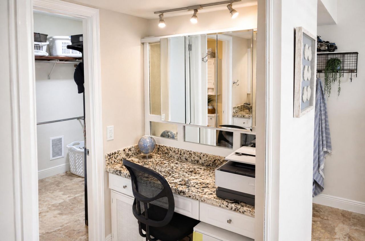 301 Lake Shore Drive, Unit 105, Lake Park, FL 33403 Photo