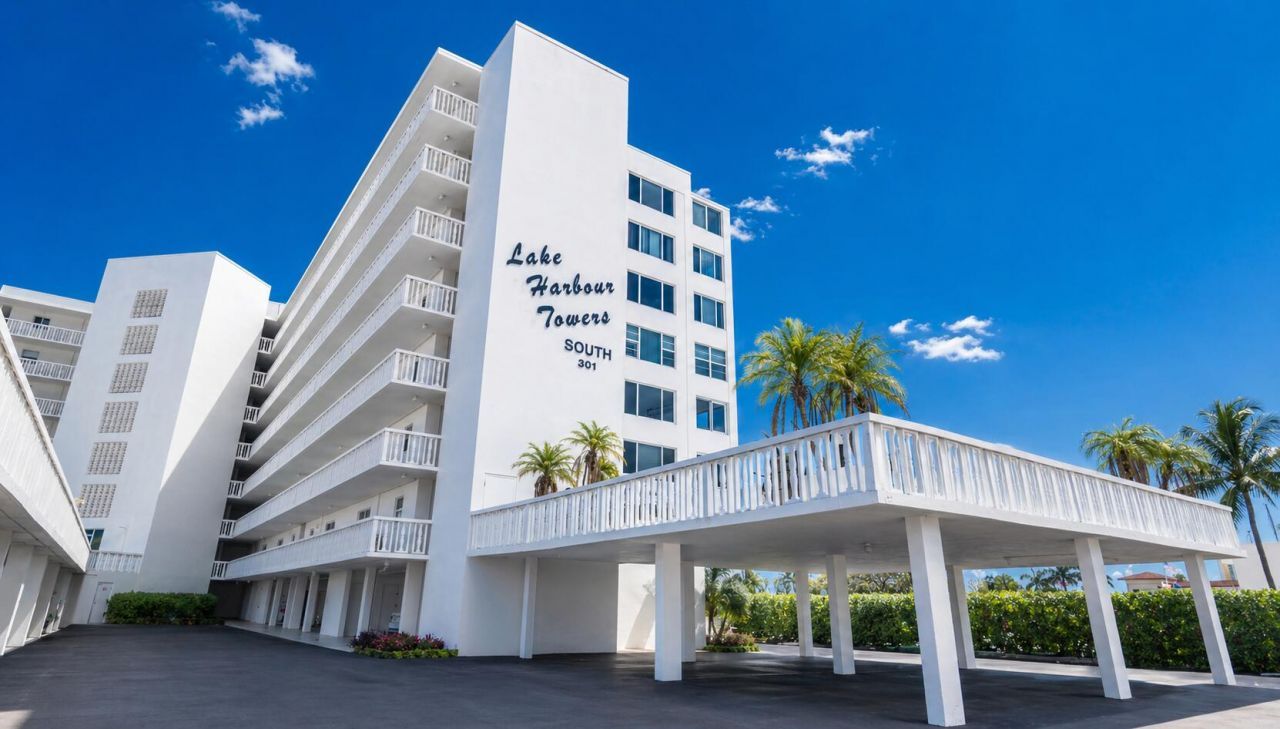 301 Lake Shore Drive, Unit 105, Lake Park, FL 33403 Photo