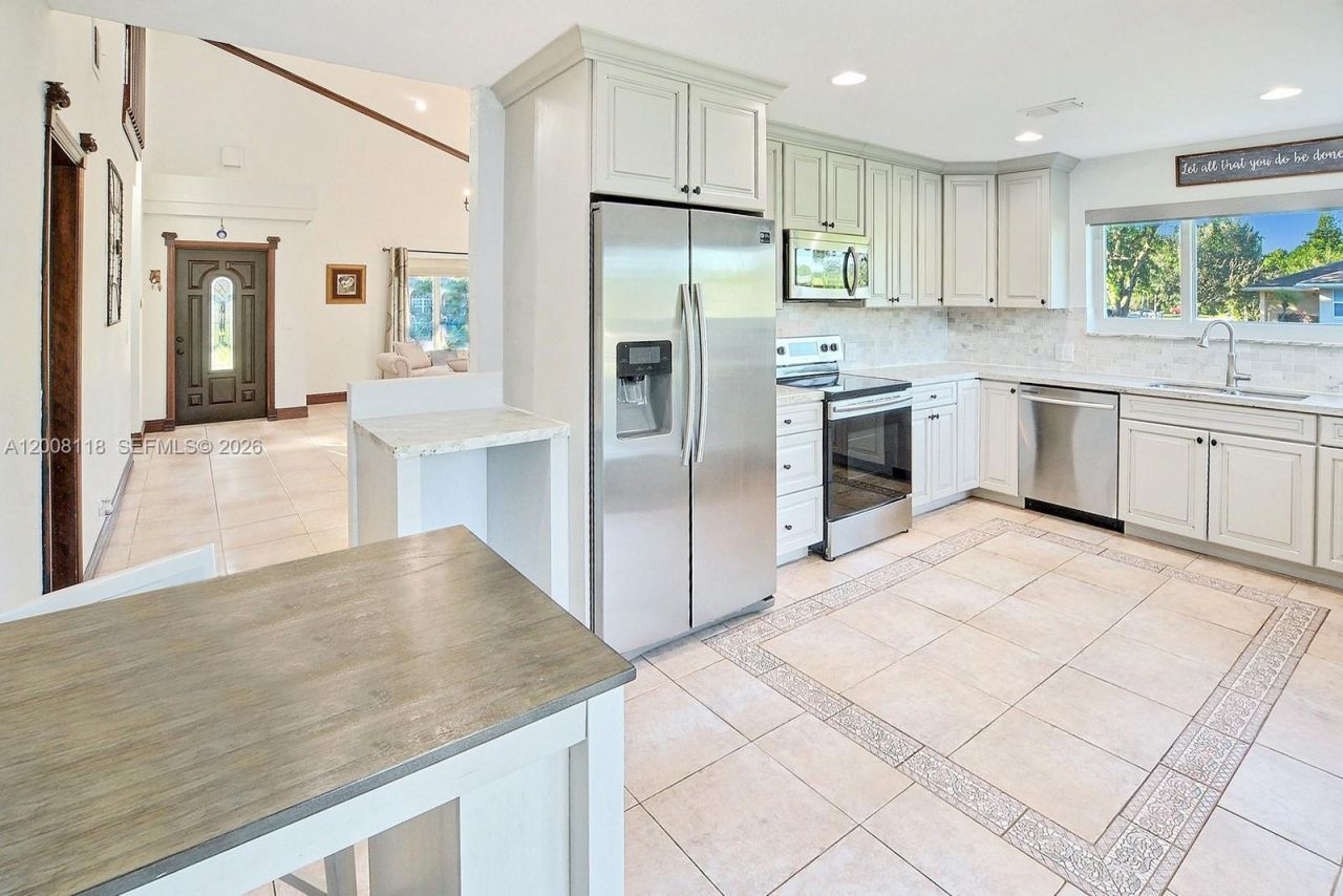 480 W Mount Vernon Dr, Plantation, FL 33325 Photo