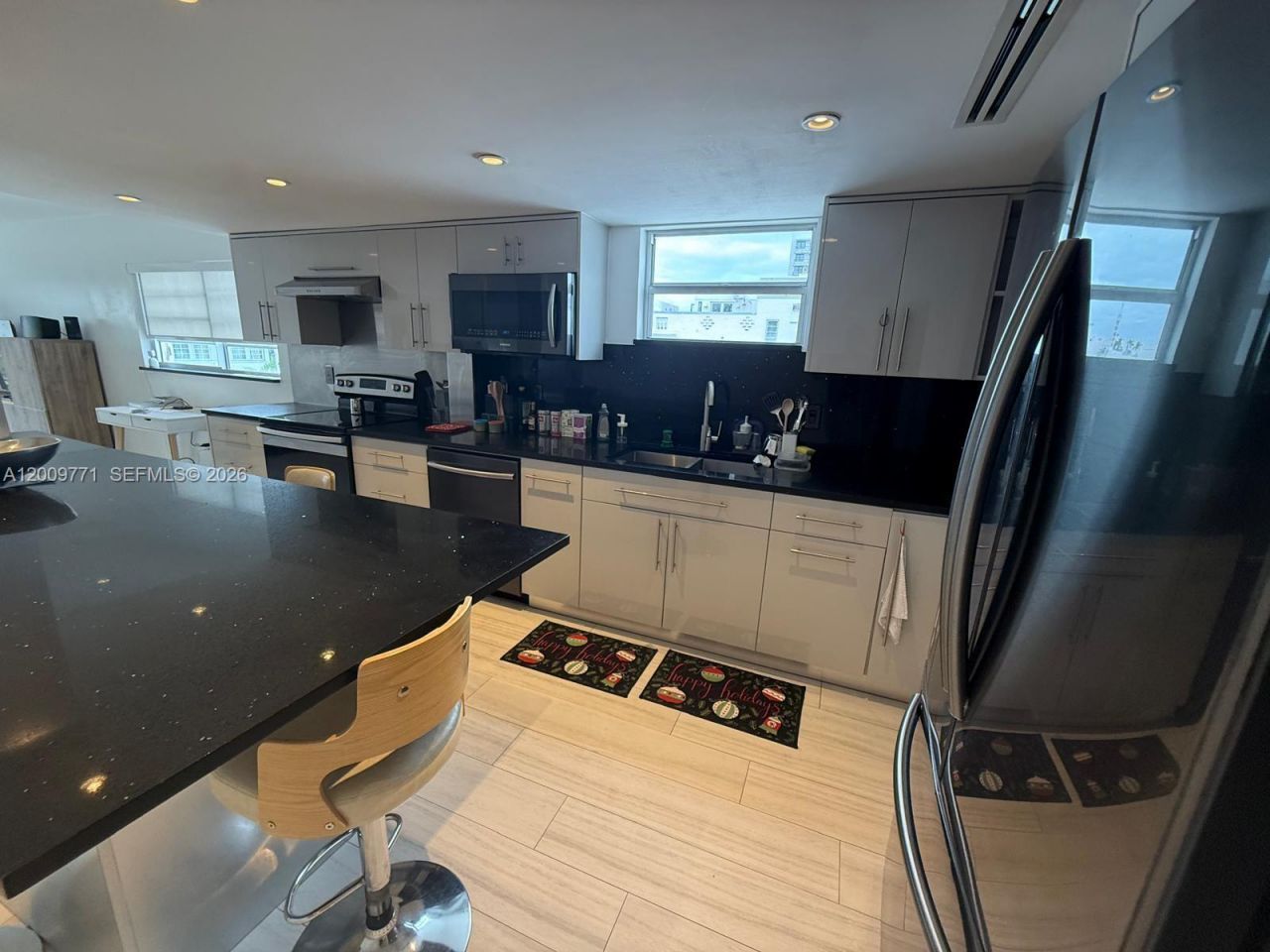 1150 Collins Ave , Unit 406, Miami Beach, FL 33139 Photo
