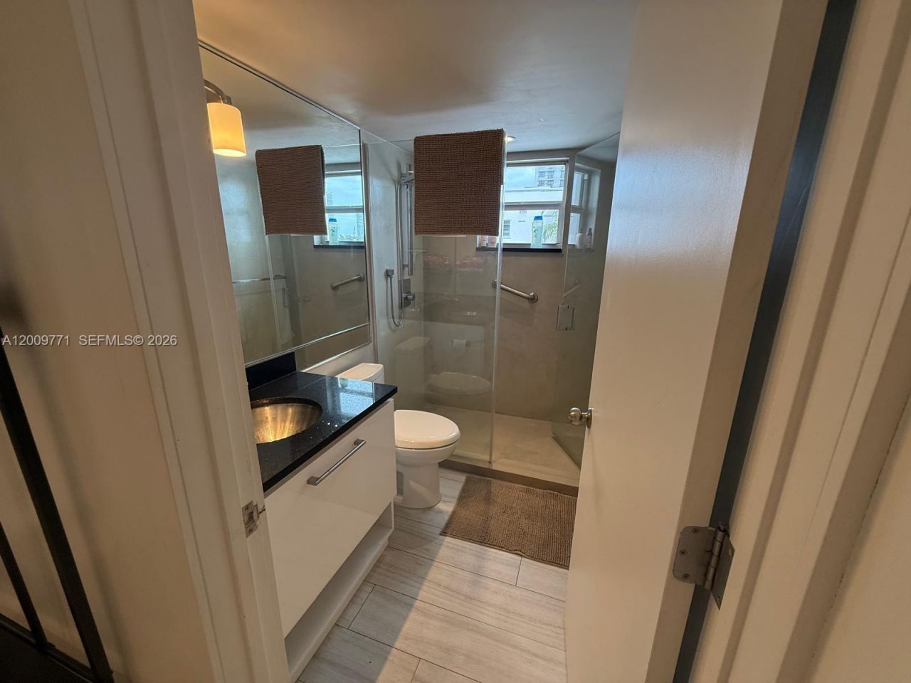 1150 Collins Ave , Unit 406, Miami Beach, FL 33139 Photo