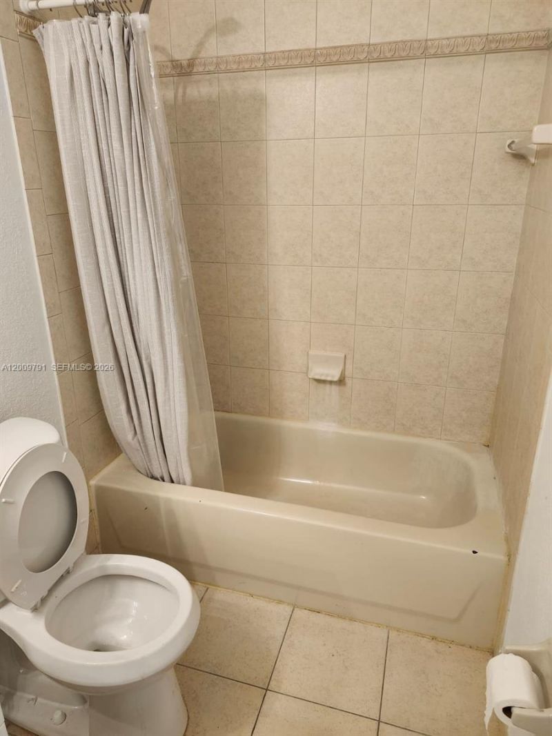 11425 NW 76th Ter , Doral, FL 33178 Photo