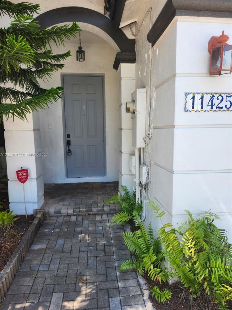 11425 NW 76th Ter , Doral, FL 33178 Photo
