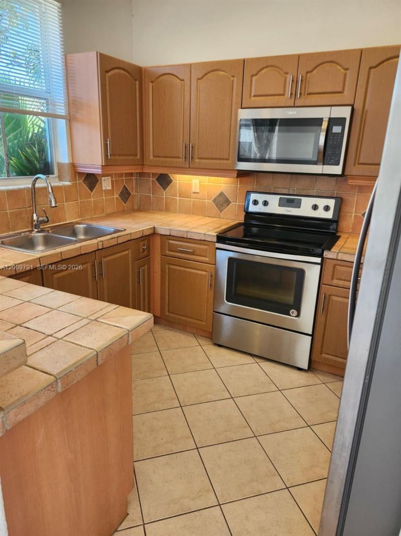 11425 NW 76th Ter , Doral, FL 33178 Photo