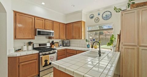 905 Millson Ct, Galt, CA 95632 Photo