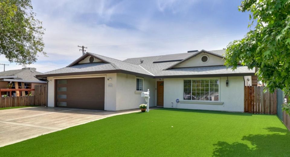 5522 21st Ave, Sacramento, CA 95820 Photo