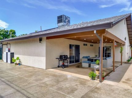 5522 21st Ave, Sacramento, CA 95820 Photo
