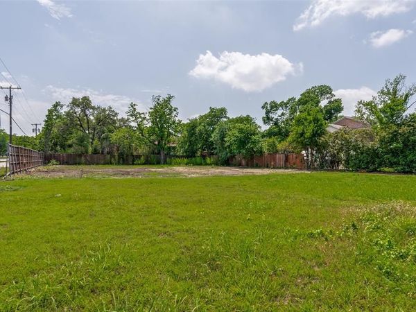 5934 Lakehurst Avenue , Dallas, TX 75230