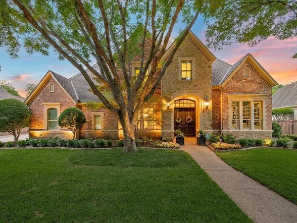 813 Independence Parkway , Southlake, TX 76092