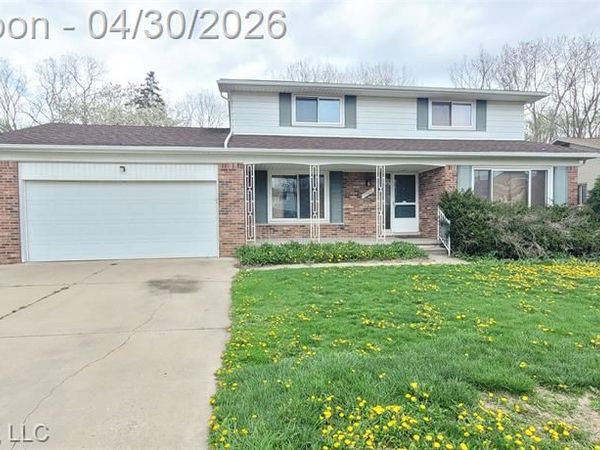 25600 Southwood Drive, Southfield, MI 48075