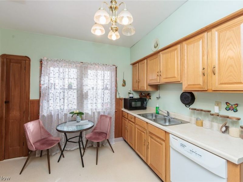 5601 Delora Avenue , Cleveland, OH 44144 Photo 10