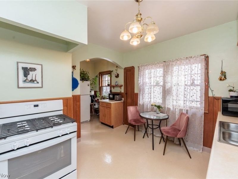 5601 Delora Avenue , Cleveland, OH 44144 Photo 8