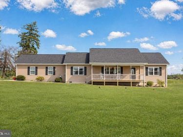 137 HOOVER ROAD, WOODSTOCK, VA 22664