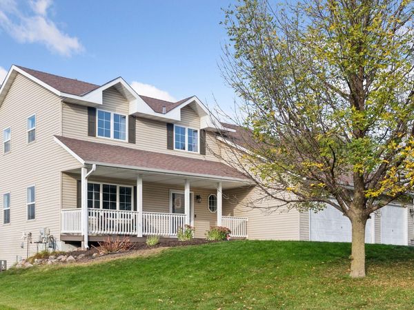 254 Jaspers Circle S, Chaska, MN 55318